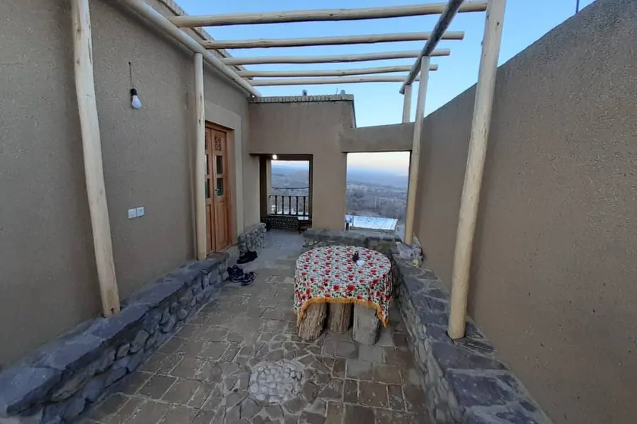 قلعه مهر توران،شاهرود - اجاره اقامتگاه بوم‌گردی روزانه در شاهرود - اتاقک