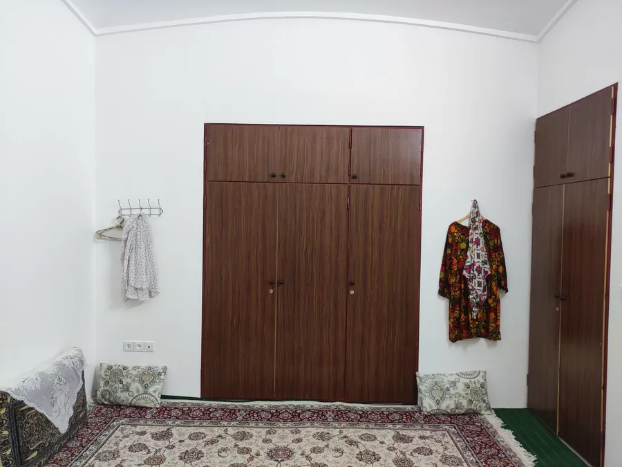 خانم تاج نوش آباد (اتاق ژینا)،آران و بیدگل - اجاره اقامتگاه بوم‌گردی روزانه در آران و بیدگل - اتاقک